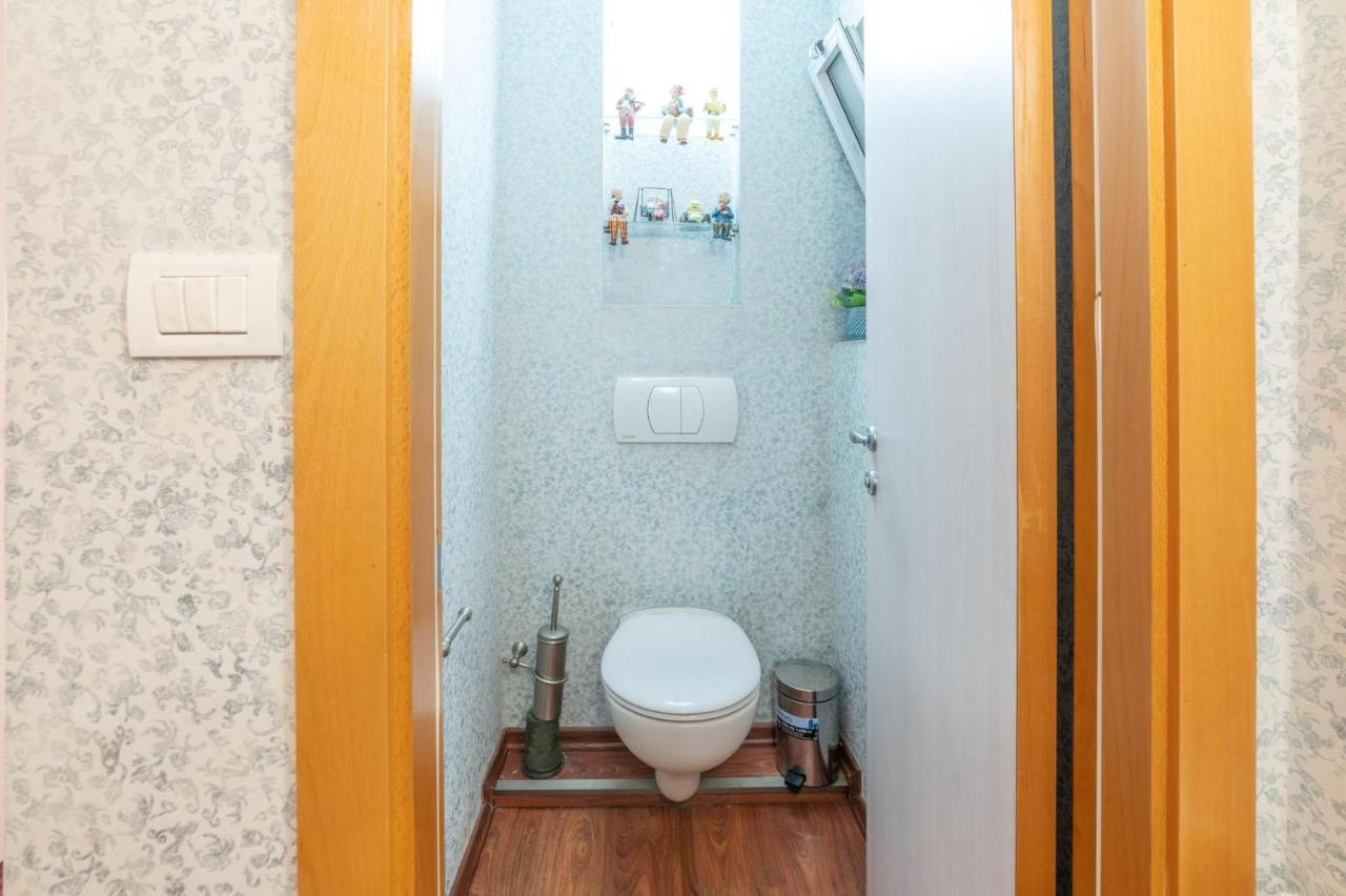 Art Apartment In Mamila - Art & View Jerusalem Exterior photo