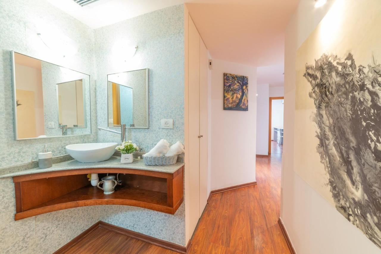 Art Apartment In Mamila - Art & View Jerusalem Exterior photo